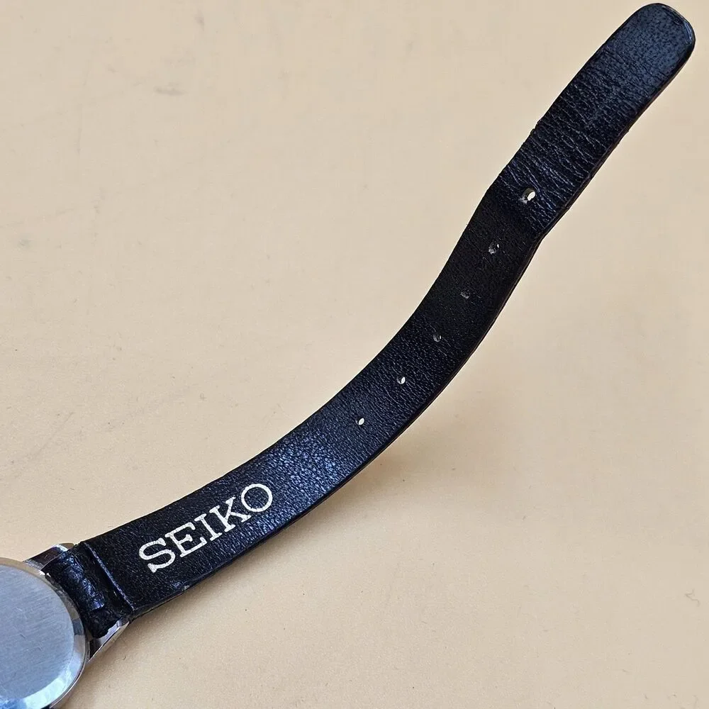 Vintage Benrus 17 Jewels Ladies Cocktail Watch On Seiko Genuine Lizard Band Runs